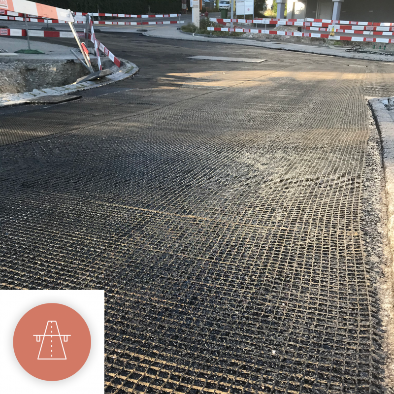 Asphalt reinforcement